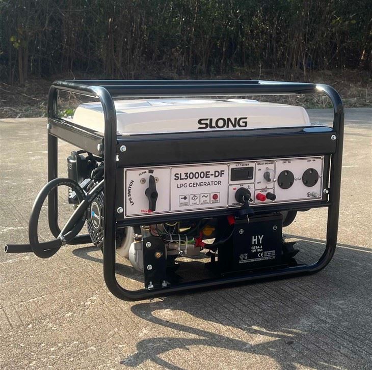 3 KW PUTERE GENERATOR ELECTRIC PORTATIL GPL GAZ GAZ